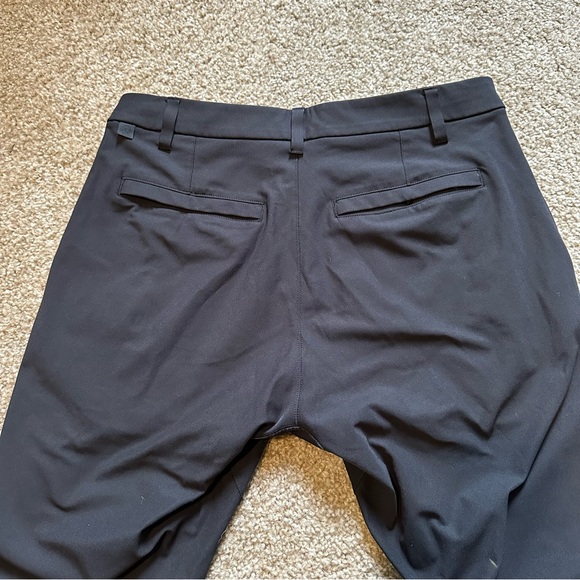 Lululemon Black Commision Pant Classic 32" - Picture 5 of 9
